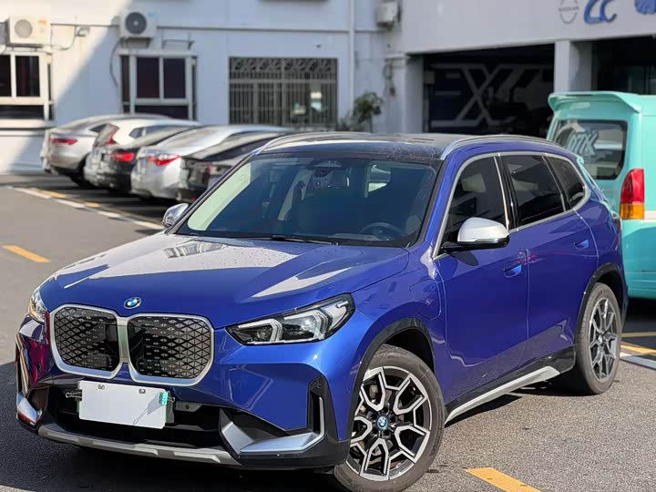BMW iX1 2025 2025款 xDrive30L X设计套装