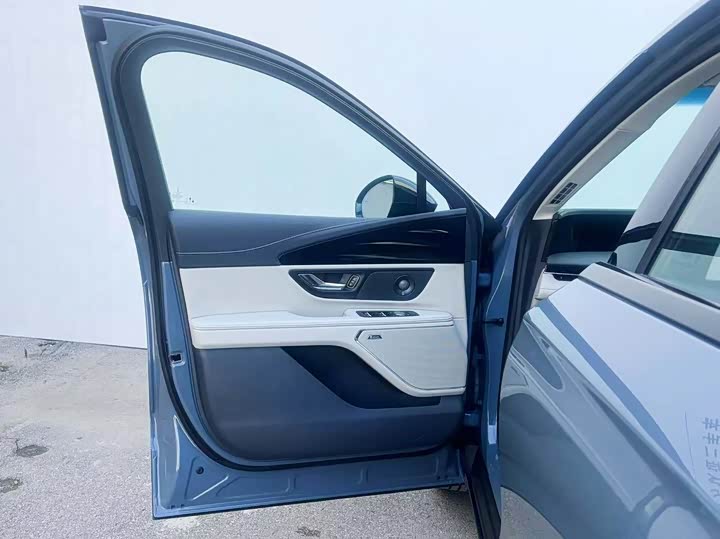 Lincoln Nautilus 2025 2025款 2.0T 四驱尊睿版