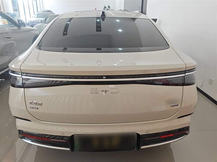 BYD Seal 07 DM-i Hybrid 2025 2025款 智驾版 DM-i 1.5L 125km 尊贵型