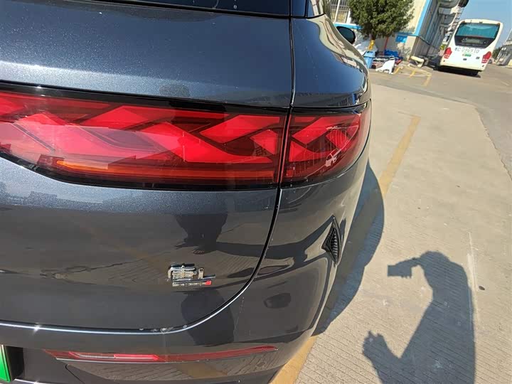 BYD Tang L 2025 2025款 EV 670KM激光雷达旗舰型