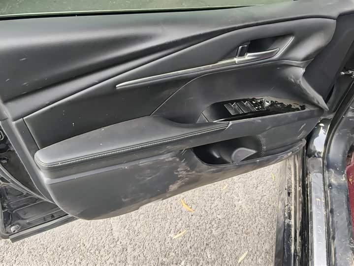 Toyota Camry 2024 2024款 双擎 2.0HGVP 豪华版