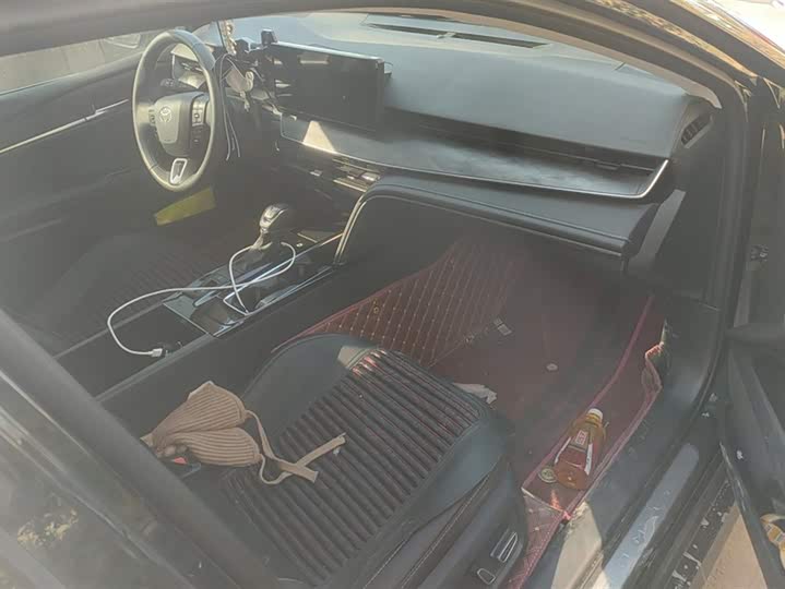 Toyota Camry 2024 2024款 双擎 2.0HGVP 豪华版