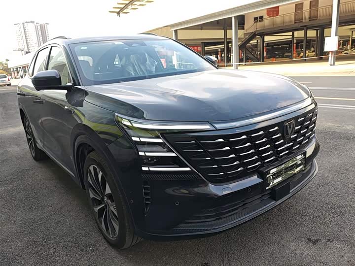 Changan CS75 Plus 2025 2025款 第四代 UItra 2.0T 新蓝鲸 智慧智擎型