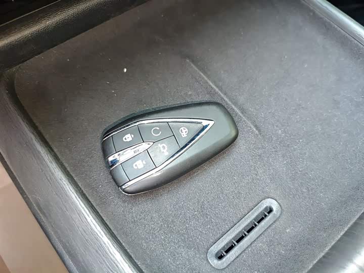 Changan CS75 Plus 2025 2025款 第四代 UItra 2.0T 新蓝鲸 智慧智擎型