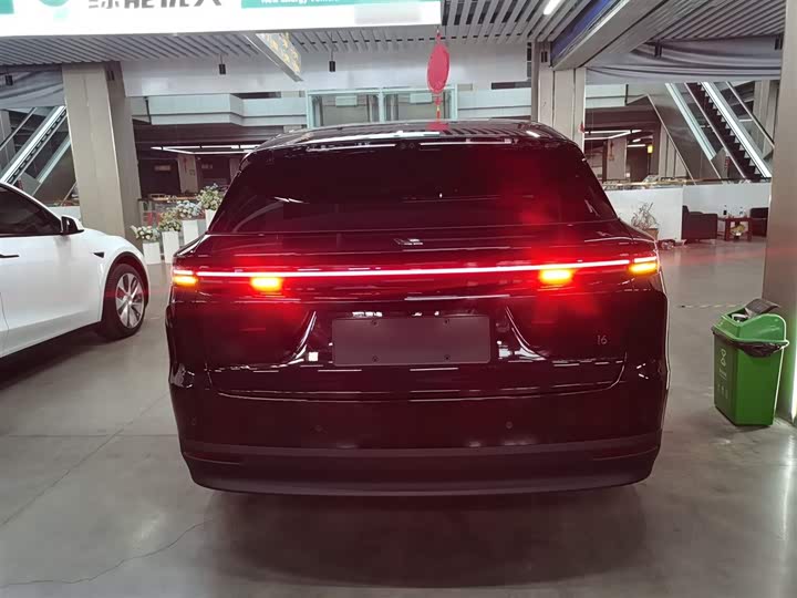 LiXiang i6 2025 2025款 四驱标准版