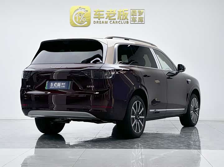 Aito M9 2025 2025款 增程 Ultra版 52kWh 5座版