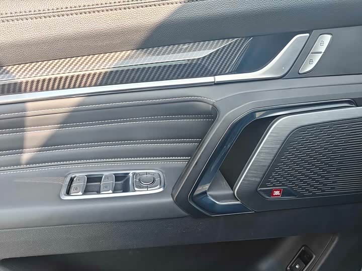 Maxus Territory 2023 2023款 2.0T 穿越旗舰版 7座