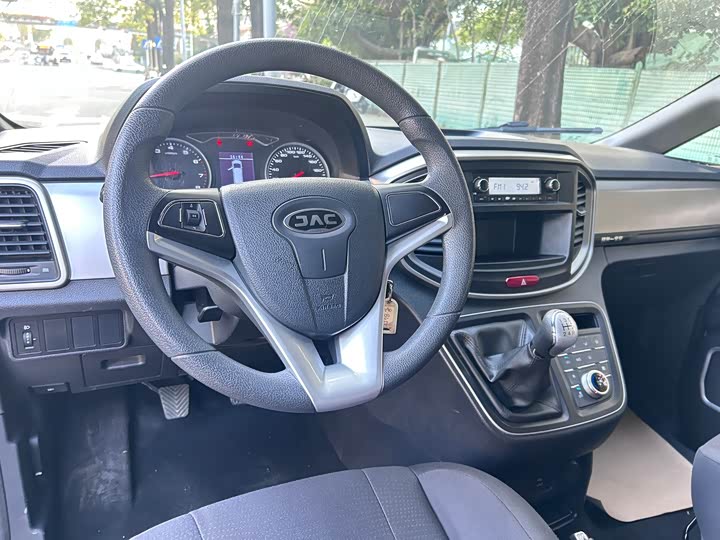 JAC Refine M4 2022 2022款 2.0L CNG手动商旅型