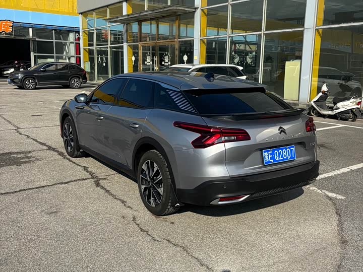 Citroen C5 X 2023 2023款 1.6T 享不凡