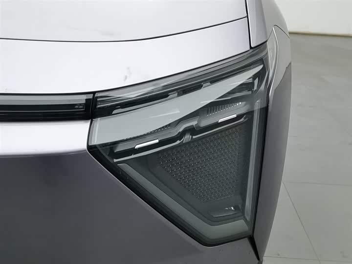 HiPhi Y 2023 2023款 560km 精英版