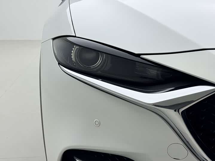 Mazda CX-4 2021 2021款 2.0L 自动两驱蓝天探索版