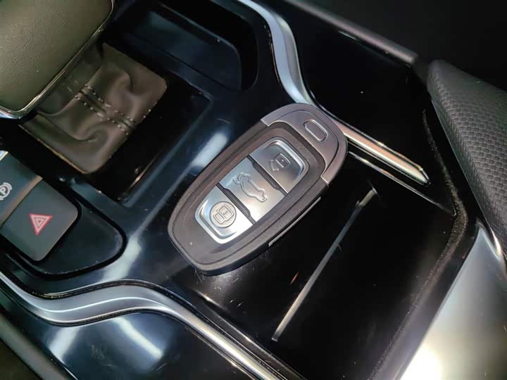 Hongqi E-QM5 2024 2024款 560km PLUS