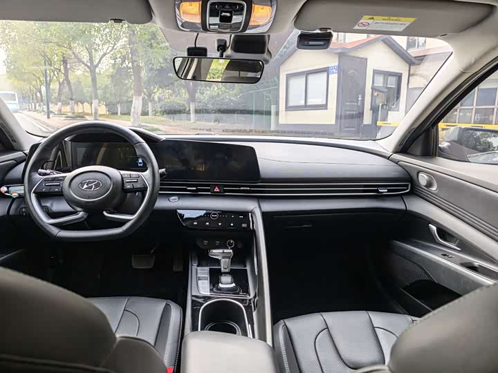 Hyundai Elantra N line 2023 2023款 1.5L CVT GLX精英版