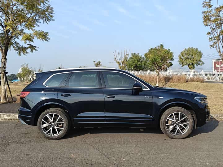 Volkswagen Touareg 2022 2022款 3.0TSI 锐享版 经典运动套装