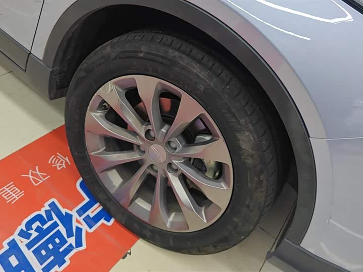 Geely Geometry M6 2022 2022款 450 新智型