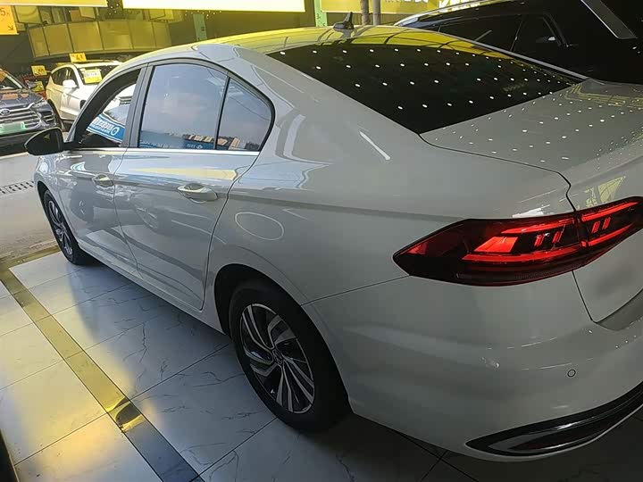 Volkswagen Bora 2025 2025款 280TSI DSG舒行版