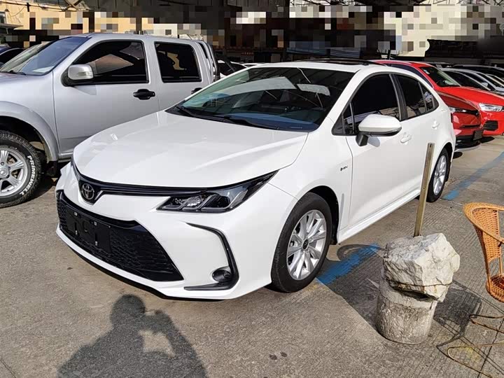 Toyota Corolla 2024 2024款 1.8L 智能电混双擎 精英版