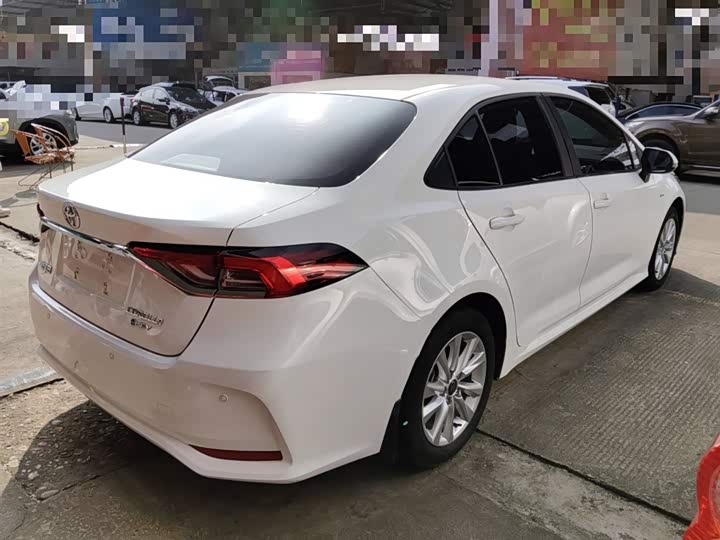 Toyota Corolla 2024 2024款 1.8L 智能电混双擎 精英版