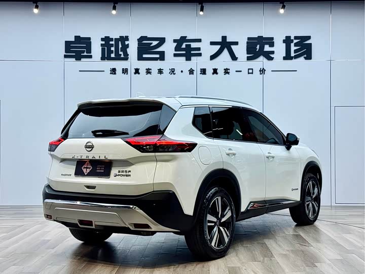 Nissan X-Trail 2023 2023款 e-POWER 超混双电机四驱至尊版