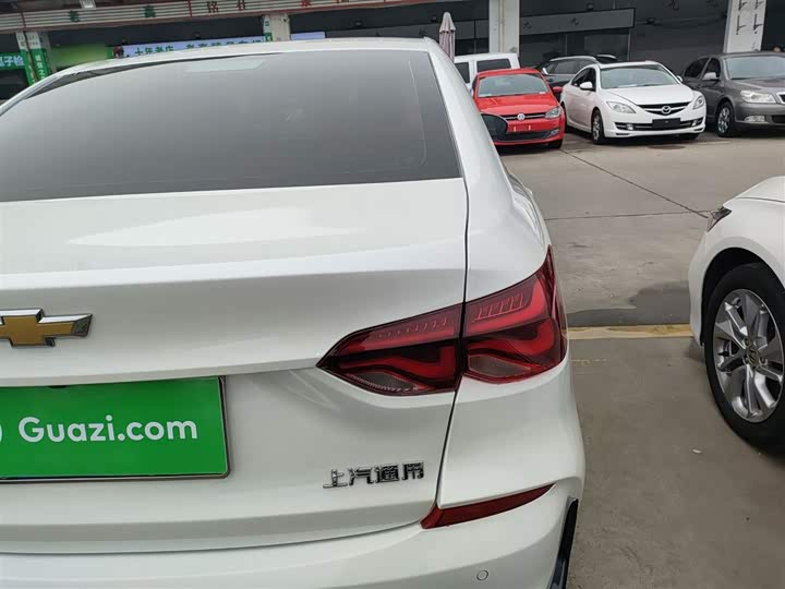 Chevrolet Monza 2024 2024款 1.5L 双离合悦享版