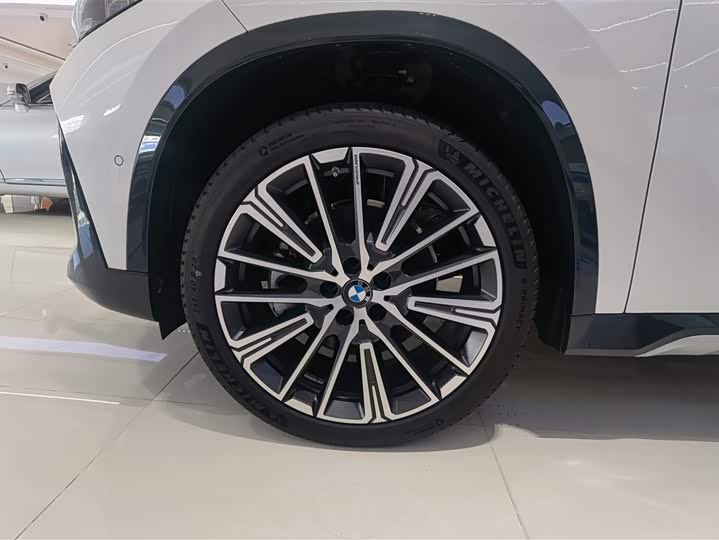 BMW X1 2023 2023款 xDrive25Li X设计套装