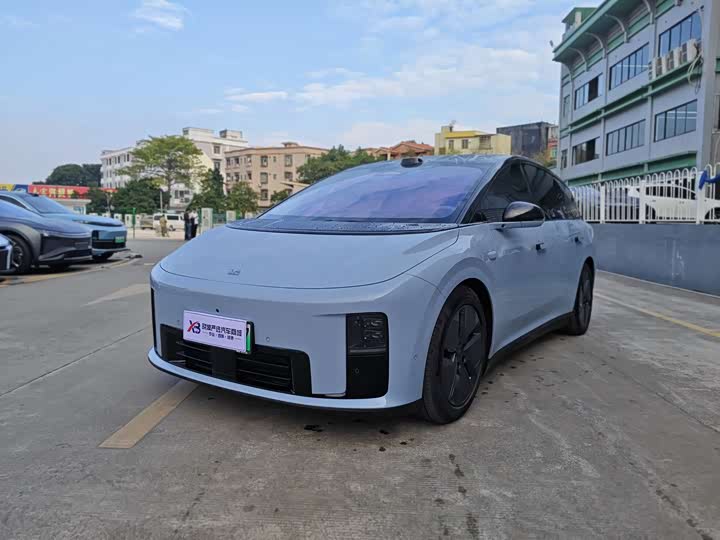 LiXiang i8 2025 2025款 标准版