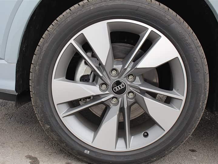 Audi Q2L 2025 2025款 35TFSI 时尚动感型