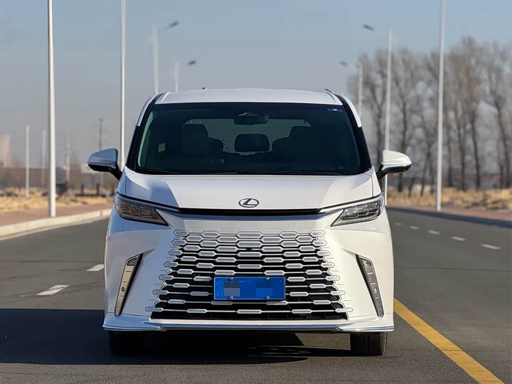 Lexus LM 2023 2023款 350h 七座隽雅版