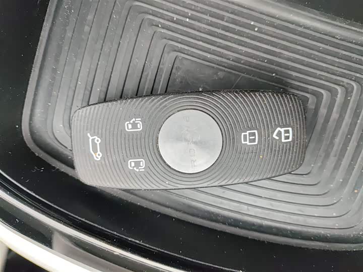 Roewe iMax 8 2022 2022款 400TGI 欢聚版