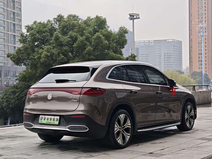 Mercedes-Benz EQE SUV 2023 2023款 350 4MATIC 豪华版