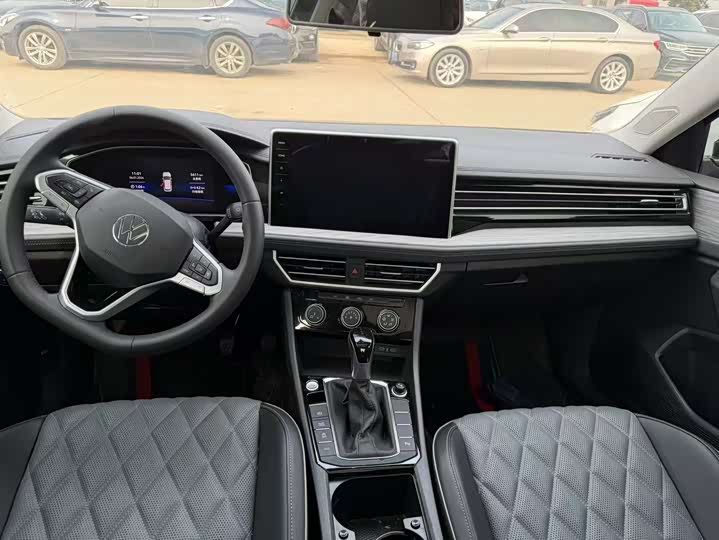 Volkswagen Sagitar L 2025 2025款 改款二 300TSI DSG超越版