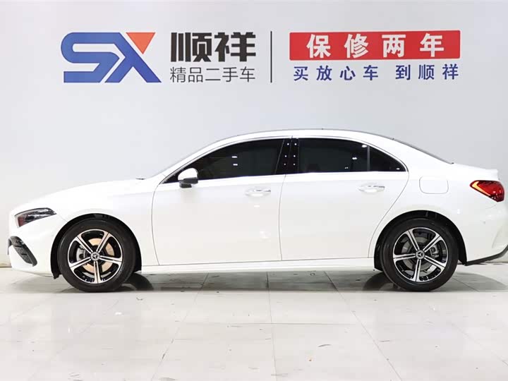 Mercedes-Benz A-Class 2025 2025款 A 200 L 时尚型