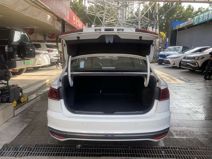 Volkswagen Bora 2024 2024款 200TSI DSG悦行版