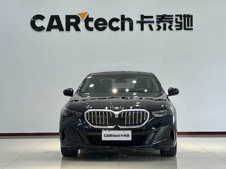 BMW 5 Series 2025 2025款 530Li 尊享型 M运动套装
