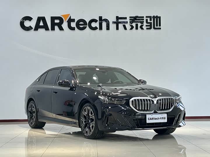 BMW 5 Series 2025 2025款 530Li 尊享型 M运动套装