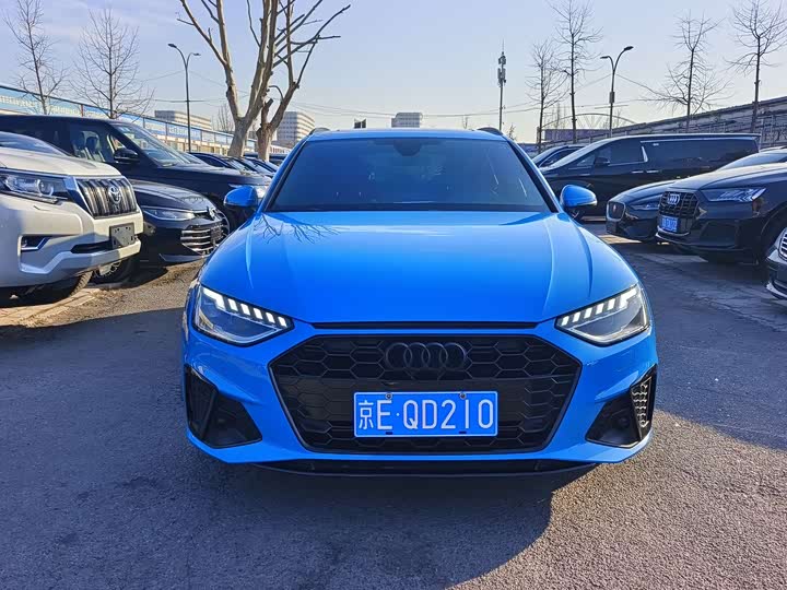 Audi A4 2021 2021款 Avant 先锋派 40 TFSI 豪华动感型