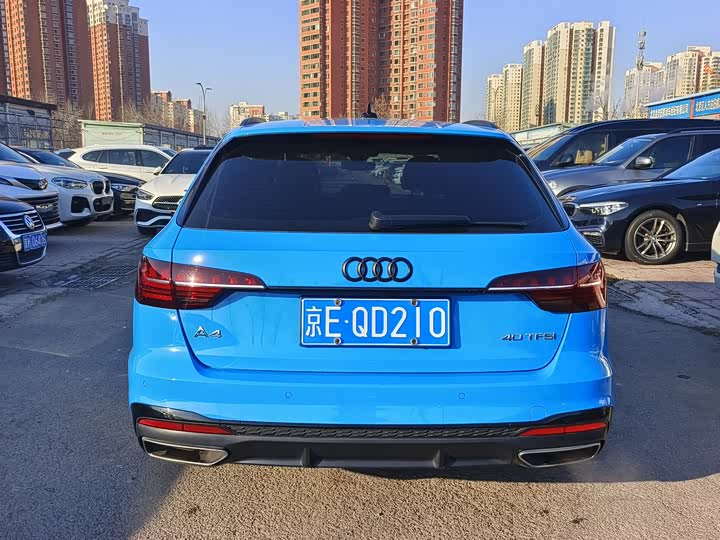 Audi A4 2021 2021款 Avant 先锋派 40 TFSI 豪华动感型