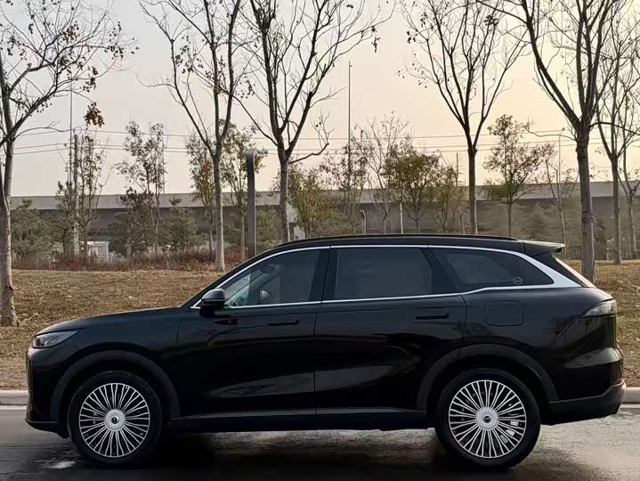 Chery Fulwin T9 2025 2025款 120 长续航版尊荣型 5座 磷酸铁锂