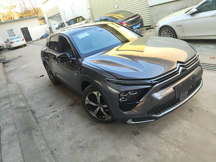 Citroen C5 X 2022 2022款 1.6T 享不凡 虎年开门红版