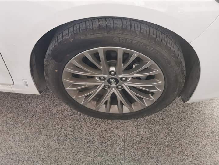 Bestune B70 2025 2025款 龙耀版 1.5T 欢享型