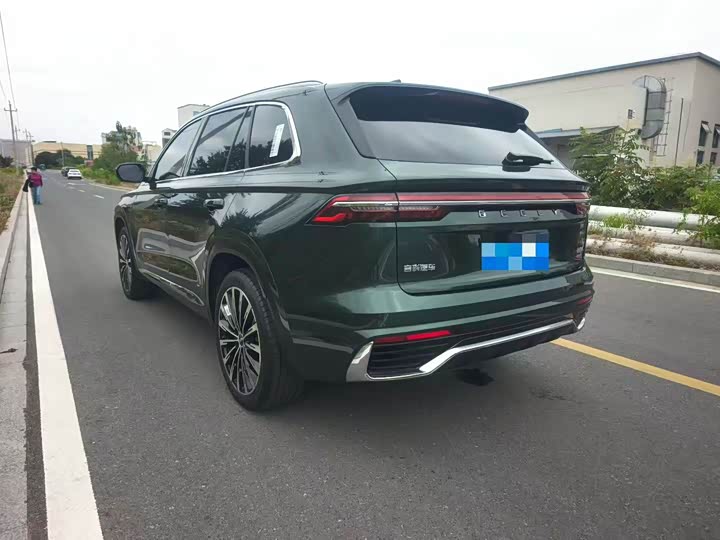 Geely Monjaro 2025 2025款 东方曜 2.0TD 自动四驱望月版