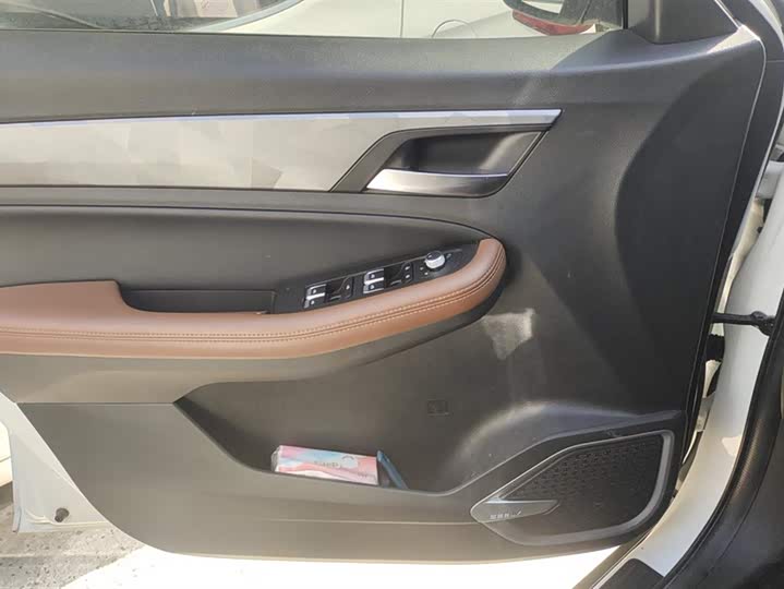 Geely Vision X6 2021 2021款 PRO 1.4T 自动尊贵型