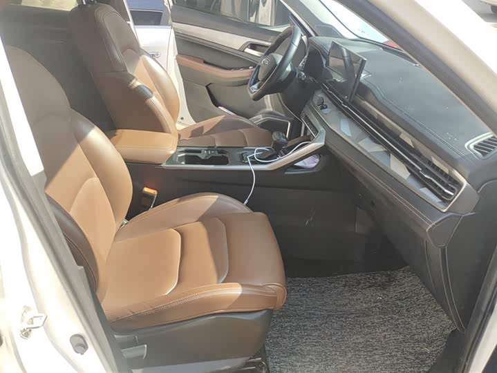 Geely Vision X6 2021 2021款 PRO 1.4T 自动尊贵型