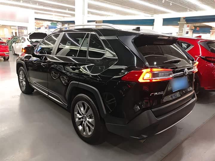 Toyota Wildlander 2024 2024款 2.0L CVT两驱领先版