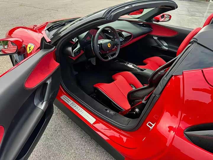 Ferrari SF90 2021 2021款 3.9T V8 Spider