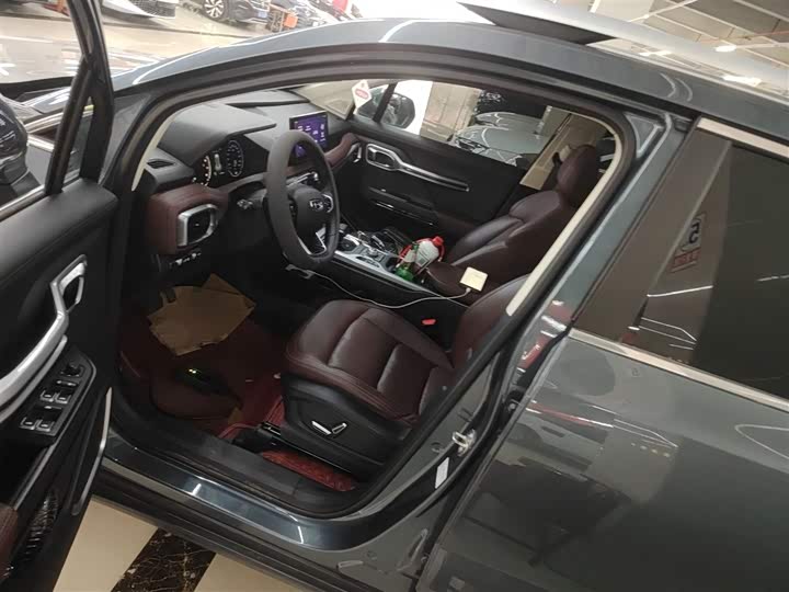 Geely Okavango 2022 2022款 1.8TD DCT豪华型 7座