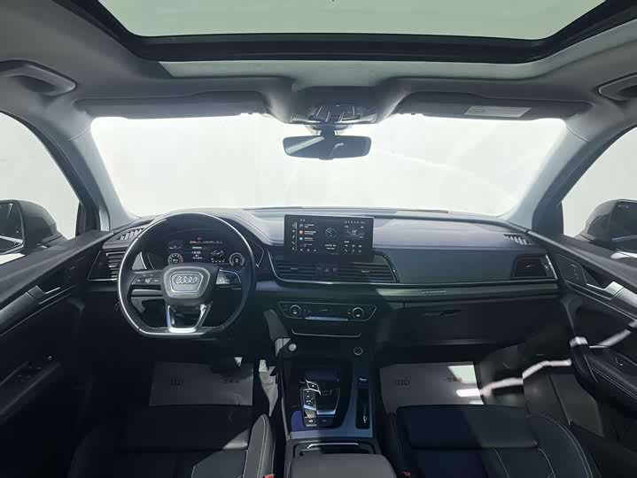 Audi Q5L 2025 2025款 40 TFSI 豪华动感型