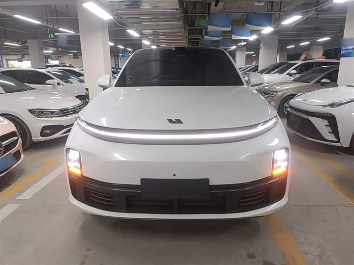 LiXiang L7 2025 2025款 Pro 智能焕新版