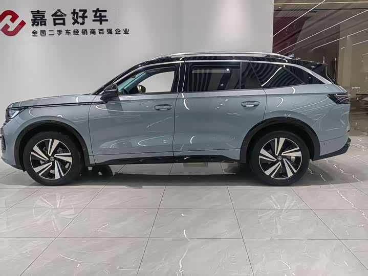 Volkswagen Tavendor 2023 2023款 380TSI 四驱R-Line巡游版