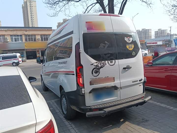 Ford Transit 2023 2023款 2.0T柴油自动多功能商用车中轴中顶5/6座